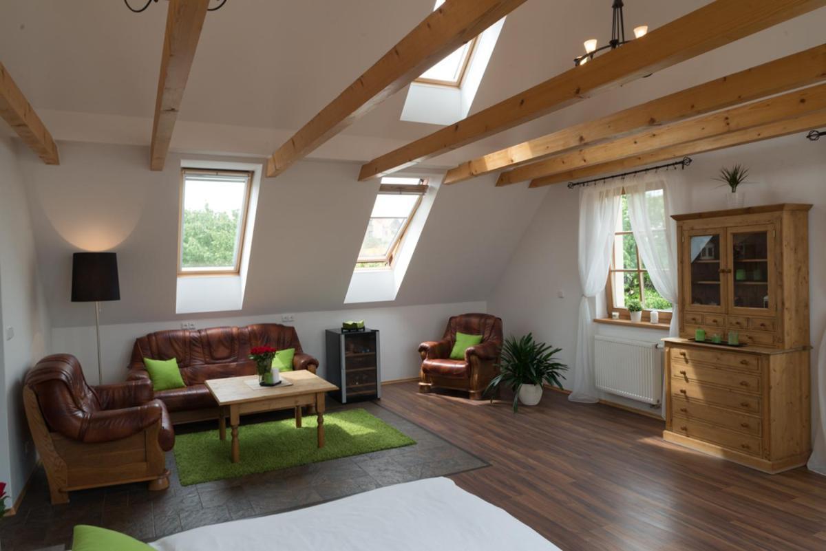 Hotel Pavlov Extérieur photo