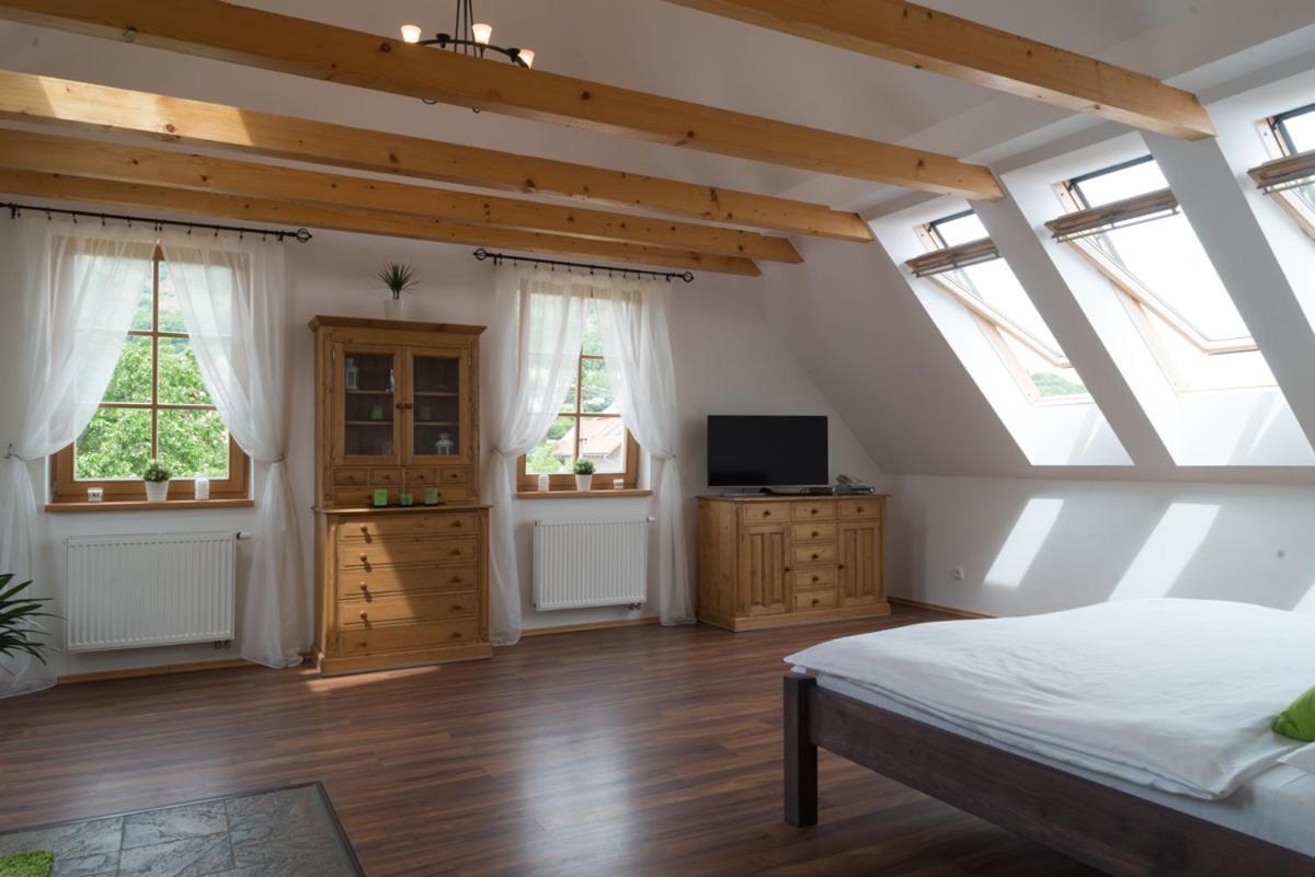 Hotel Pavlov Extérieur photo
