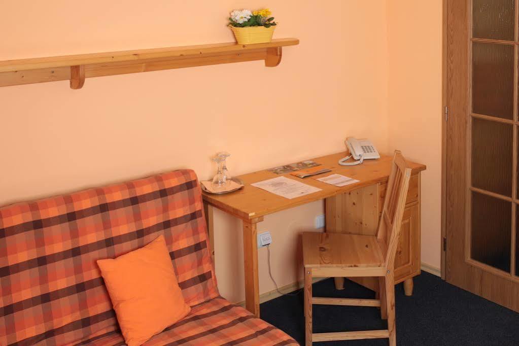 Hotel Pavlov Extérieur photo